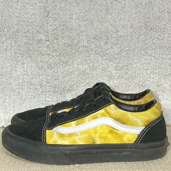Vans Little Kids Black/Yellow Suede/Canvas Old Skool Sneakers Shoes Size US 3 - Picture 2 of 11